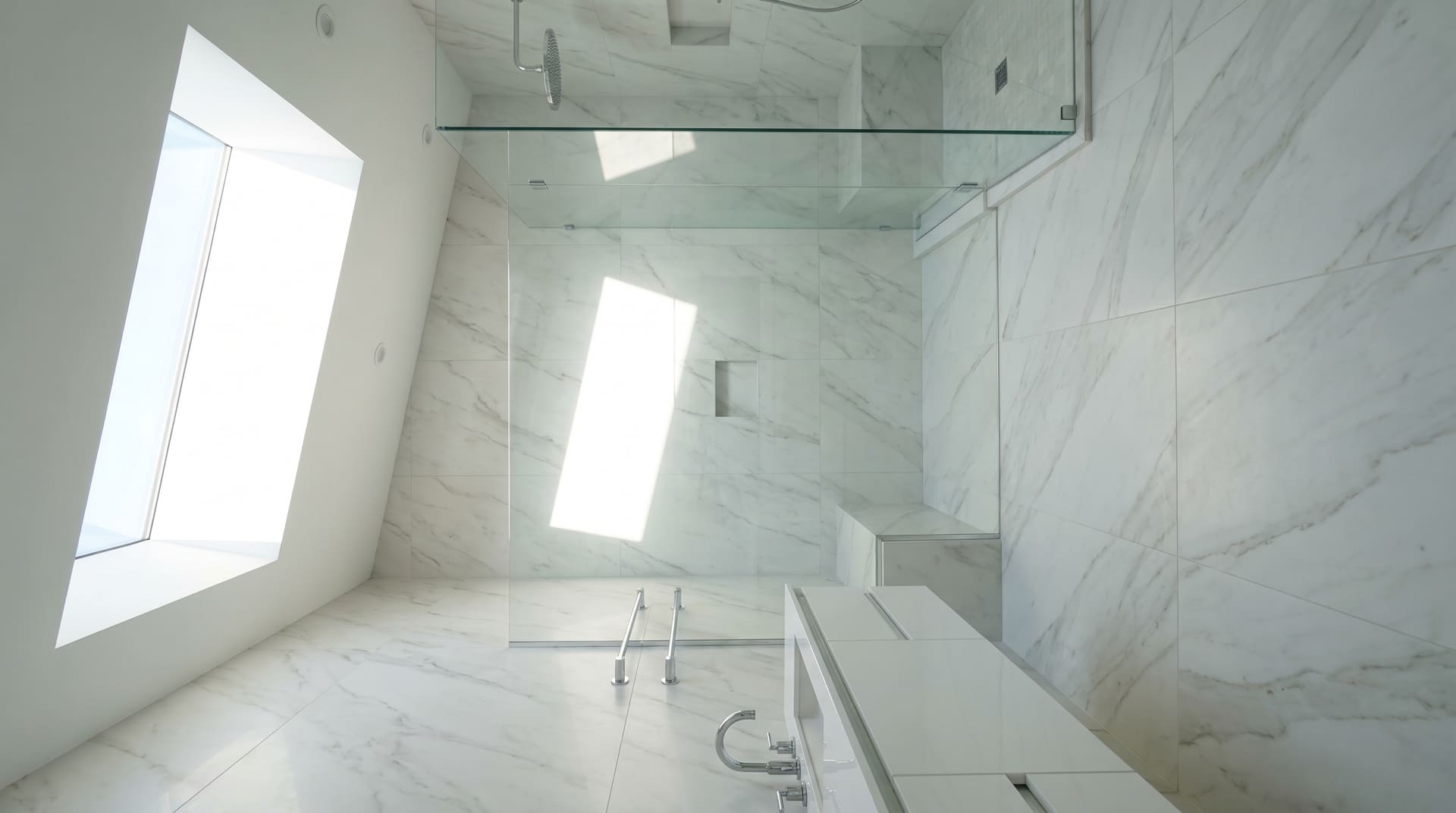Shower enclosure